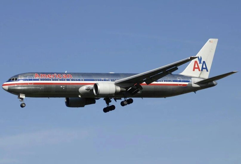 Boeing 777-200 American Airlines Старая ливрея