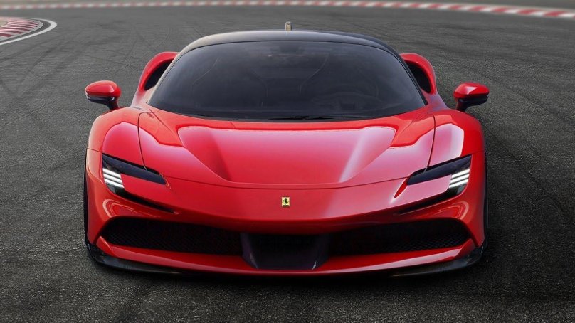 Феррари сф90