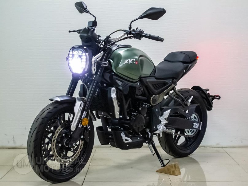 Мотоцикл Вог 300 АС