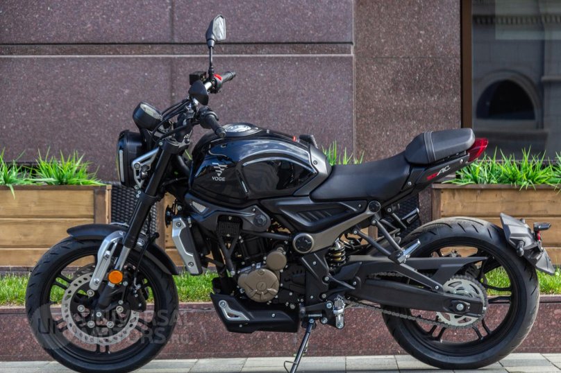 Voge ac300 кофры Loncin