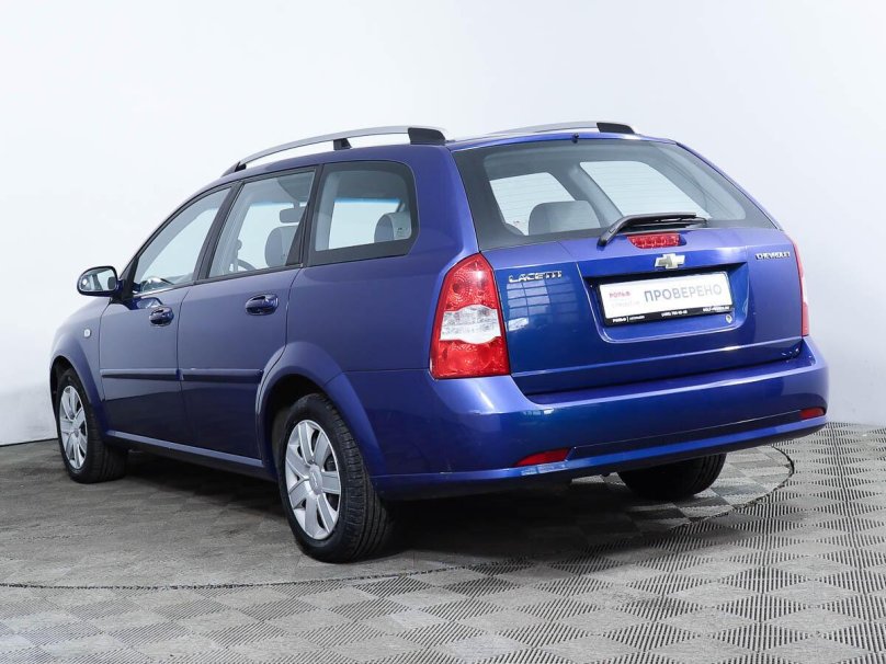 Chevrolet Lacetti 2011 универсал