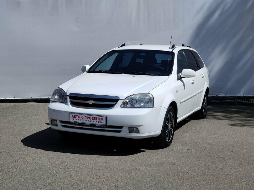Chevrolet Lacetti 2011 универсал