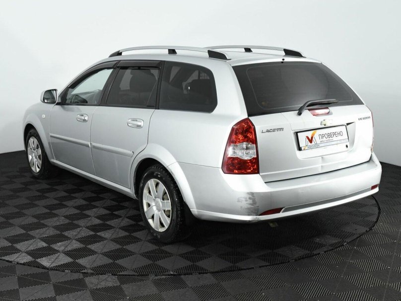 Chevrolet Lacetti 2012 универсал