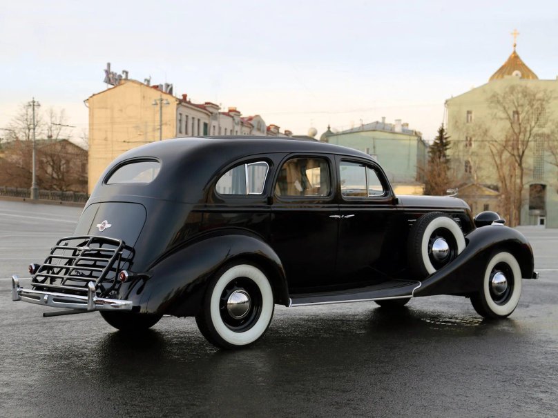 Машина ЗИС 101