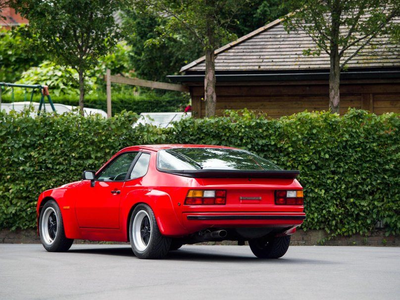 Porsche 924, 1980