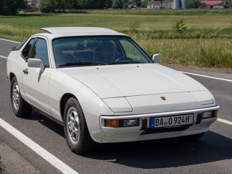 Старый Порше 924