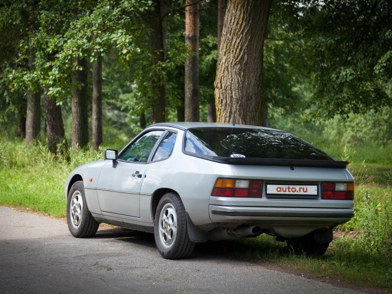 Porsche 924 1986