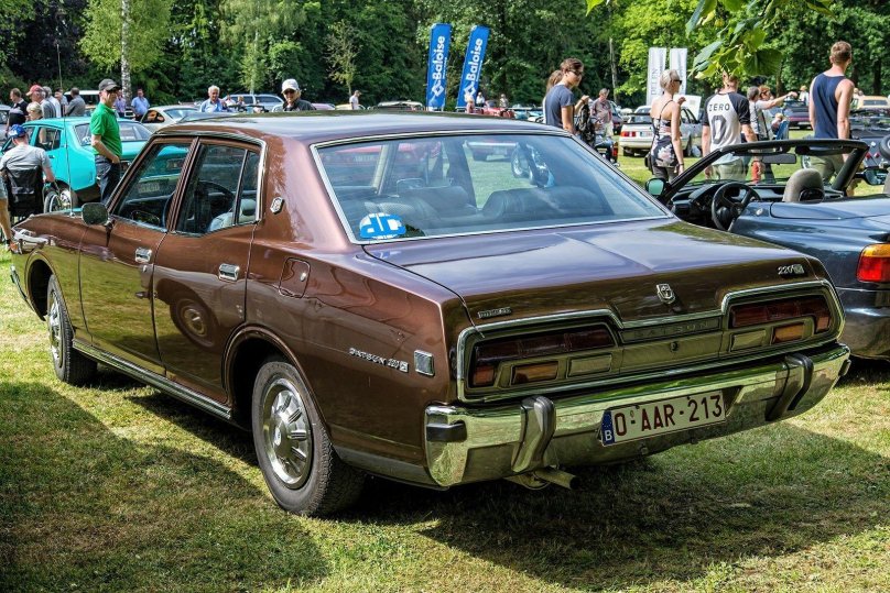 Datsun 220c Cedric 330