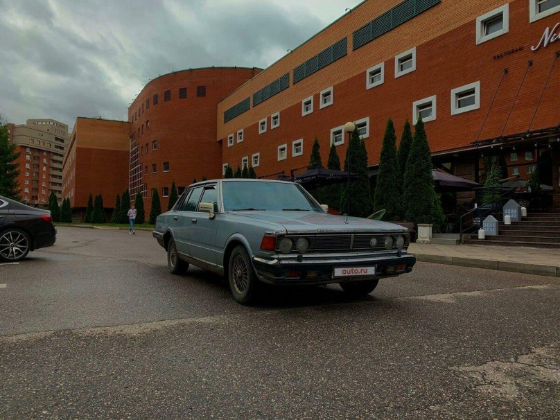 Nissan Cedric 1982