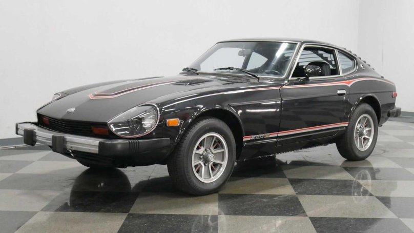 Datsun 280z Black
