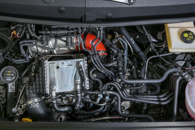 Двигатель Крафтер 2.0 дизель