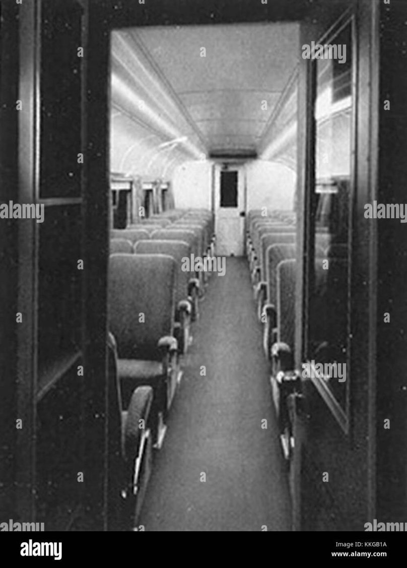 Pioneer Zephyr Train внутри