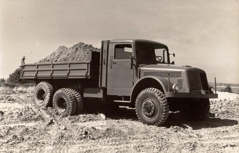 Автомобиль Татра 111