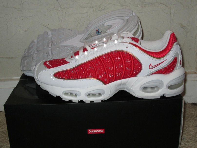 Nike Air Max Supreme Tailwind