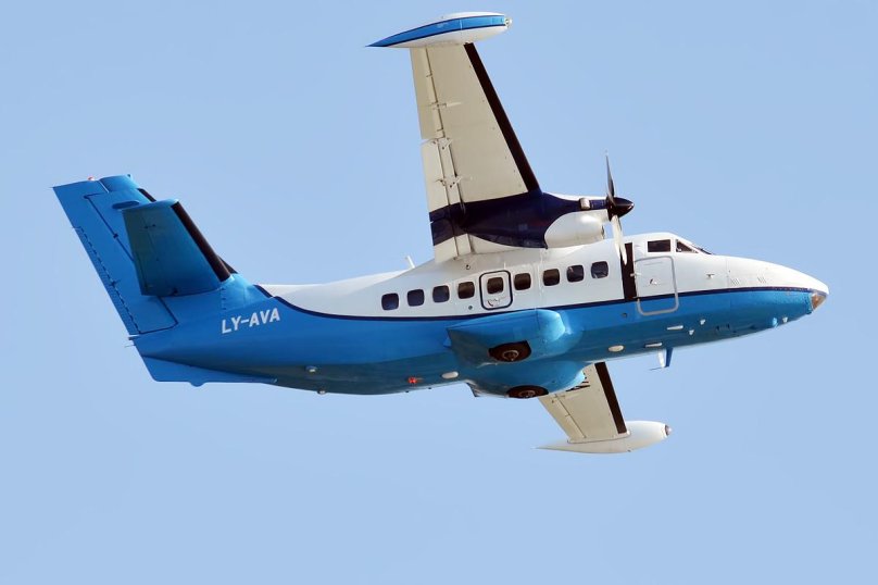 L-610 самолет