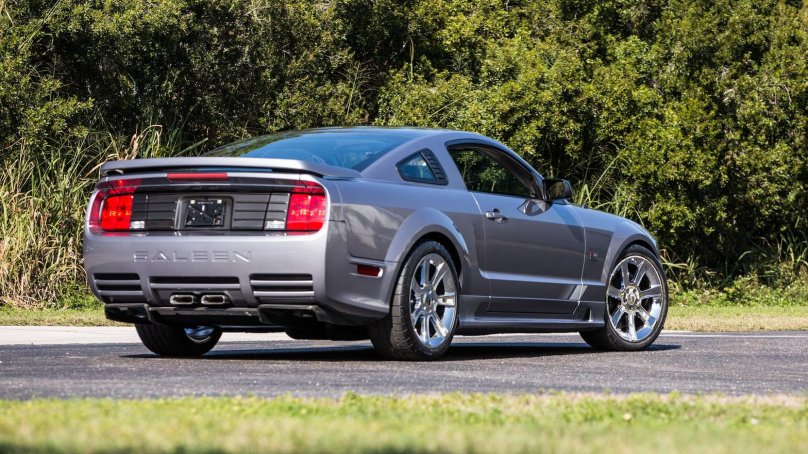 Ford Mustang Saleen s281