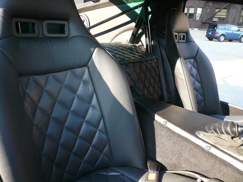 Чехлы на ВАЗ 2110 экокожа