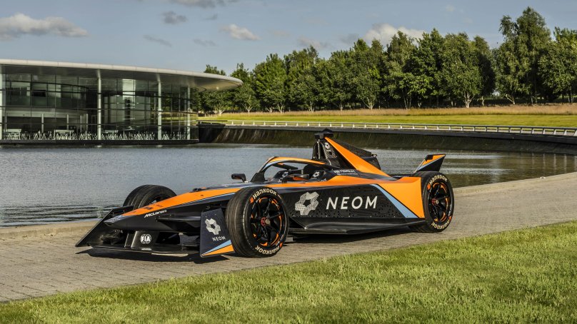 MCLAREN Formula e