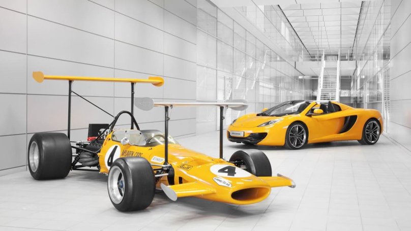 MCLAREN m2b