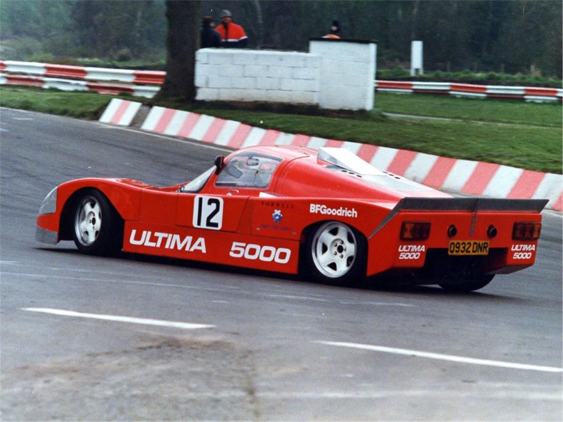 Ultima автомобиль