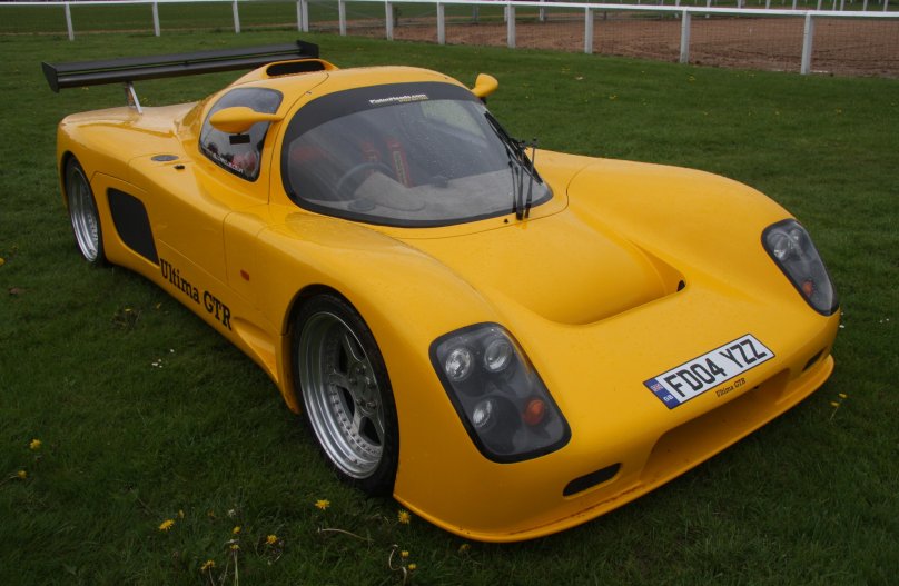 Спорткар УЛЬТИМА