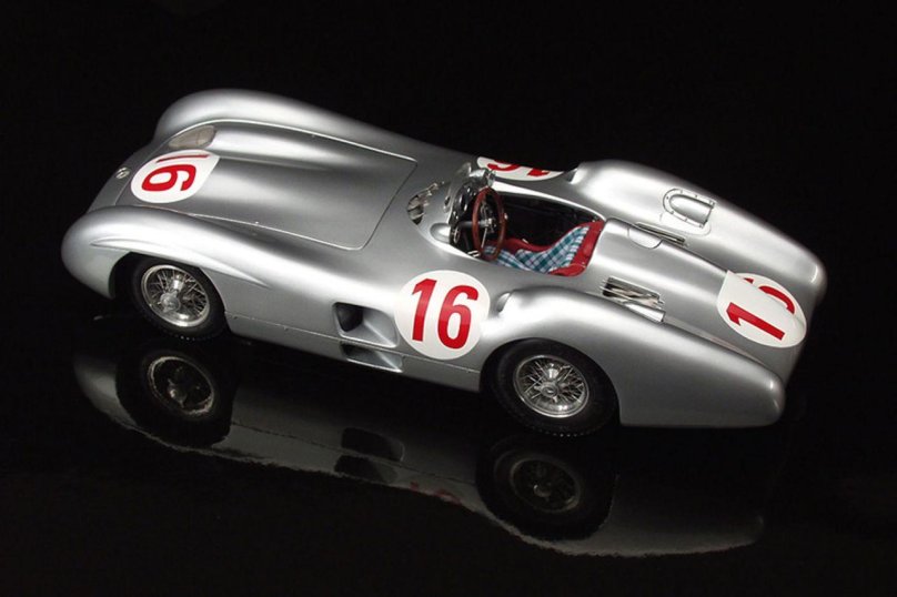 Mercedes Benz w196r Streamliner