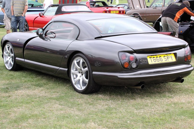 TVR Cerbera спидометр