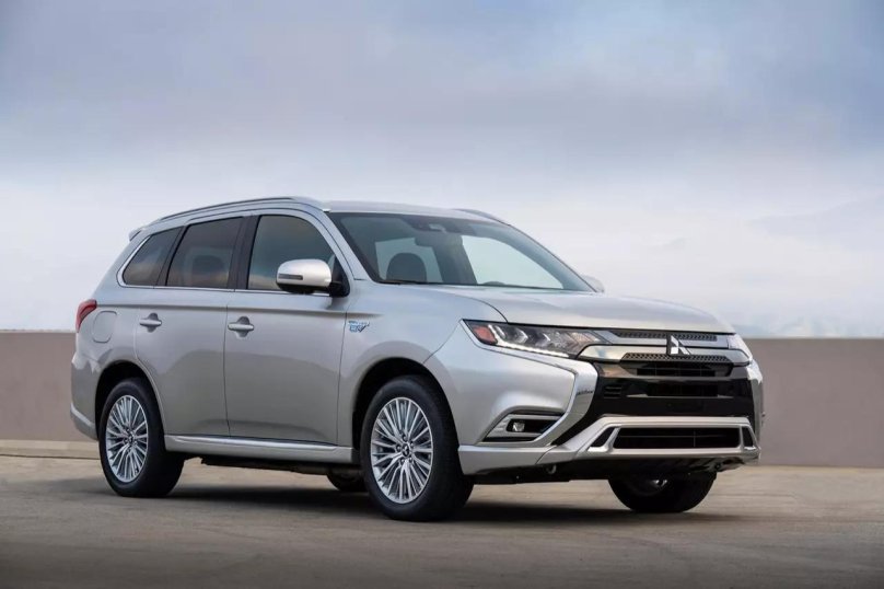 Mitsubishi Outlander 2021