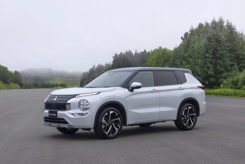 Mitsubishi Outlander PHEV 2022