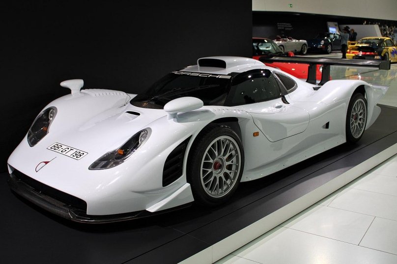 Porsche 911 gt1 1998