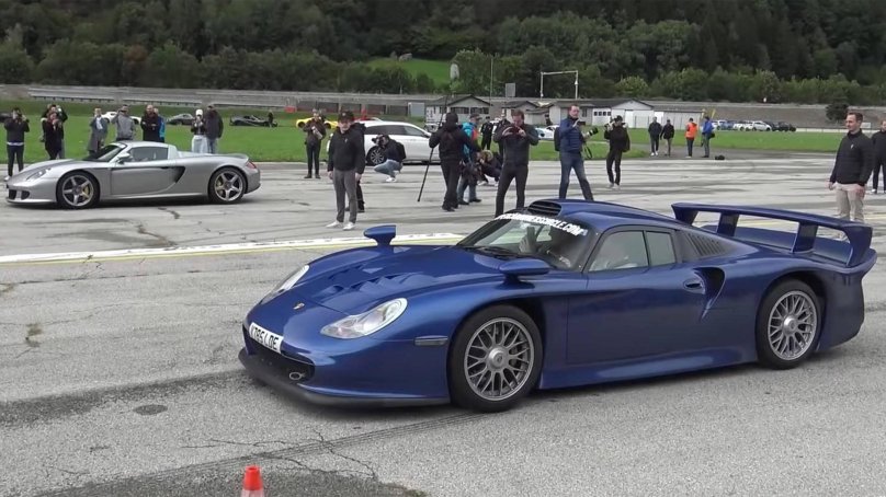 Porsche 911 gt1 Strassenversion 1997