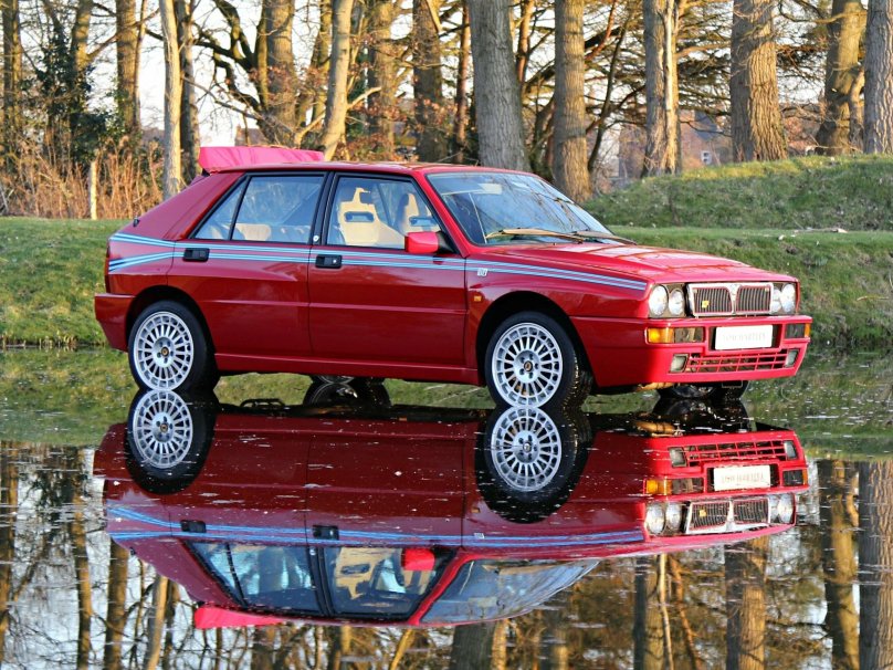 Лянча Дедра интеграле