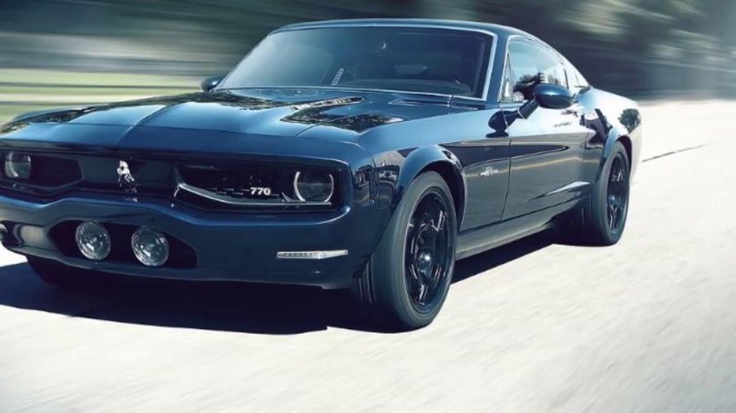 2015 Equus Bass 770