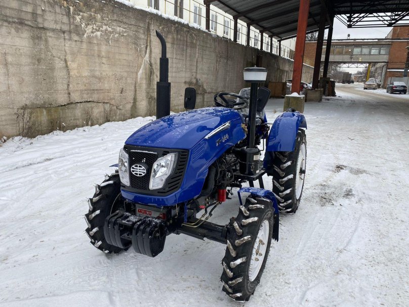 Фронтальный погрузчик XT 244 (КПП (3+1)x2