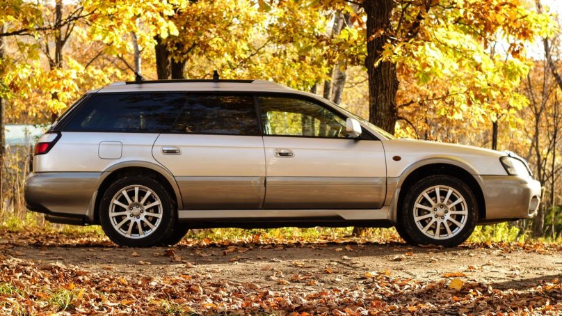 Субару Ланкастер 2.5