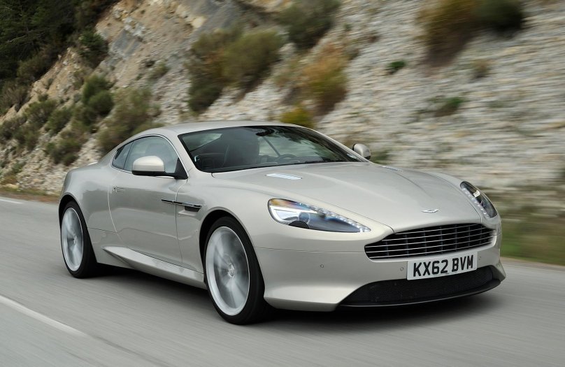 Aston Martin db9 2013