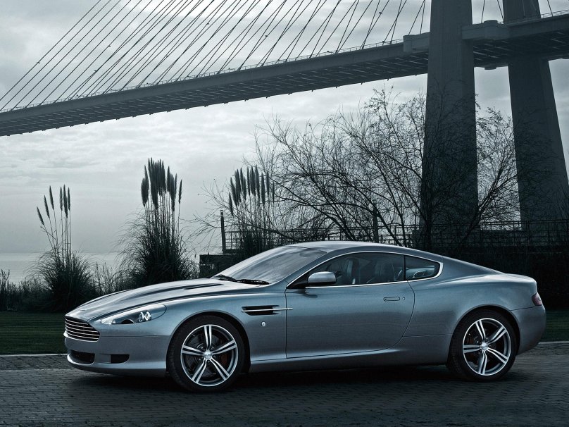 Aston Martin db9 2008