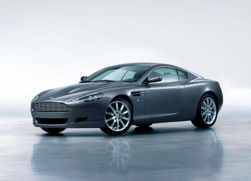 Aston Martin db9 2004
