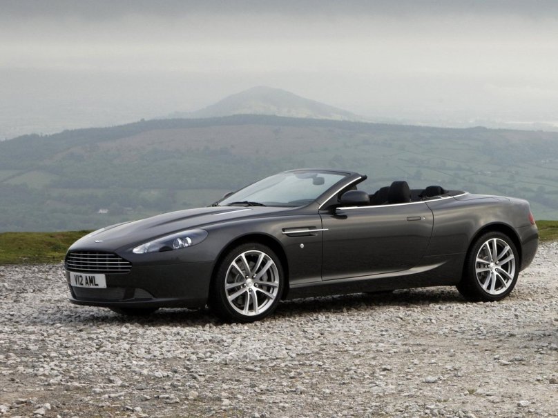 Aston Martin db9 2010