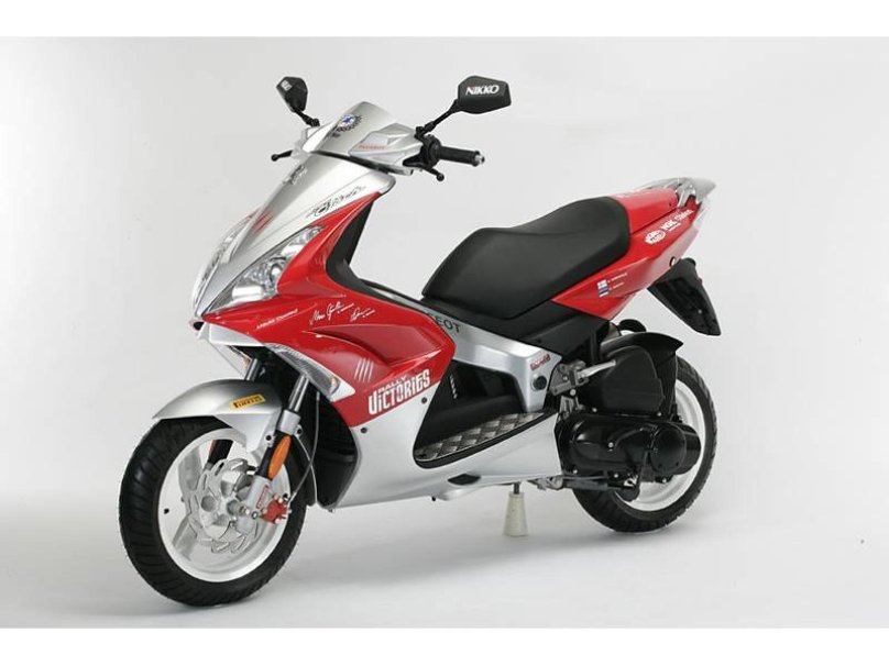 Скутер Peugeot Jet Force