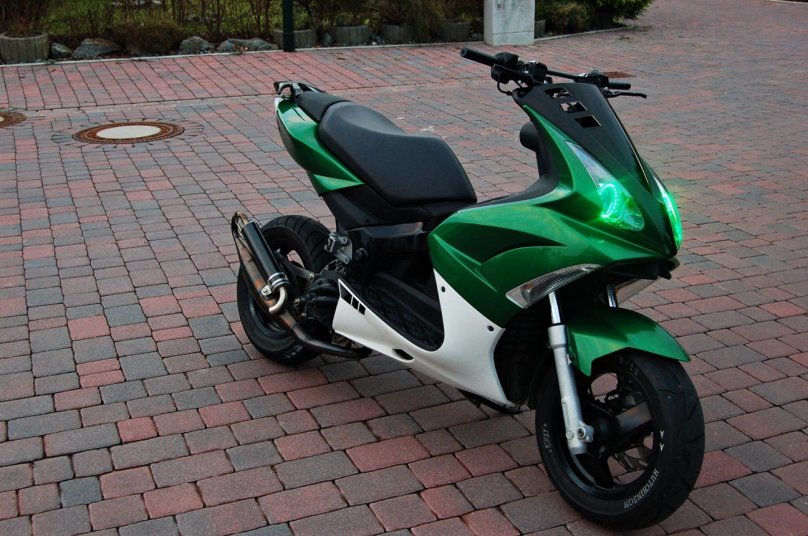 Скутер Peugeot Jet Force 50