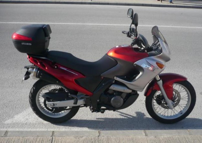 Априлия пегасо