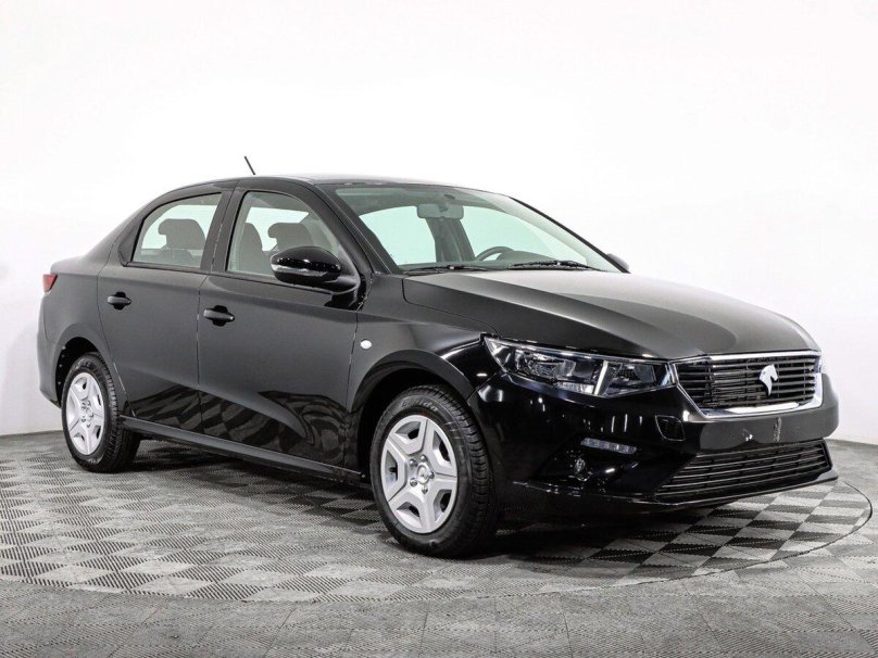 Новый Iran Khodro Tara