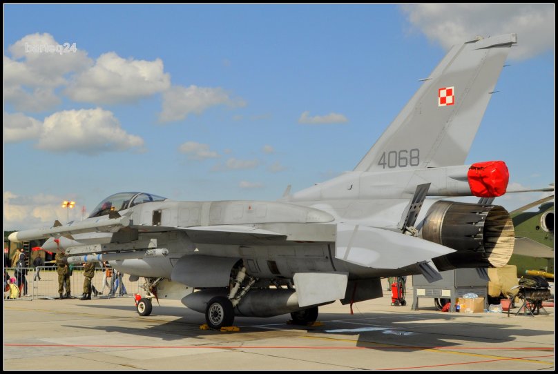 F-16 Poland
