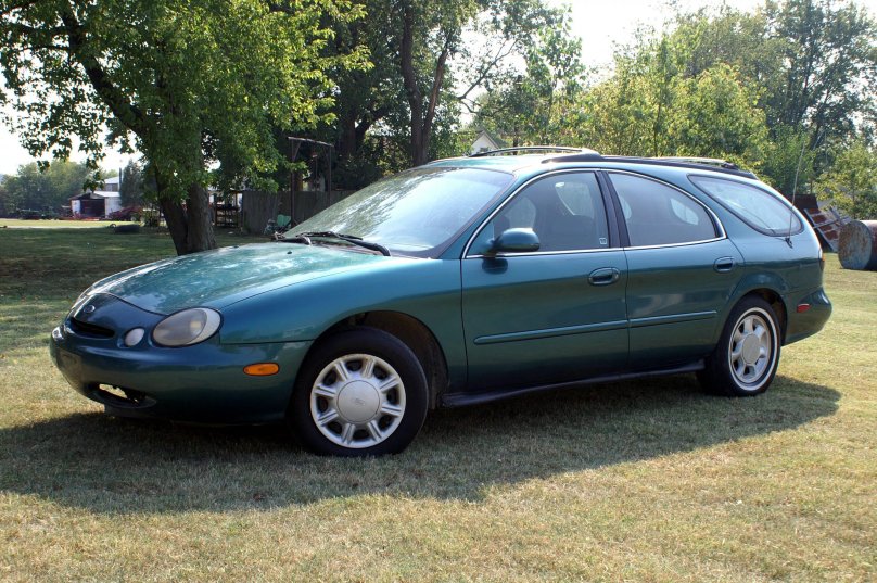 Ford Taurus 1996 Wagon