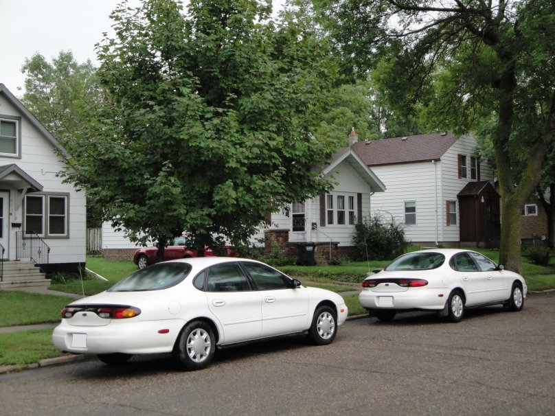 Ford Taurus 3 поколение