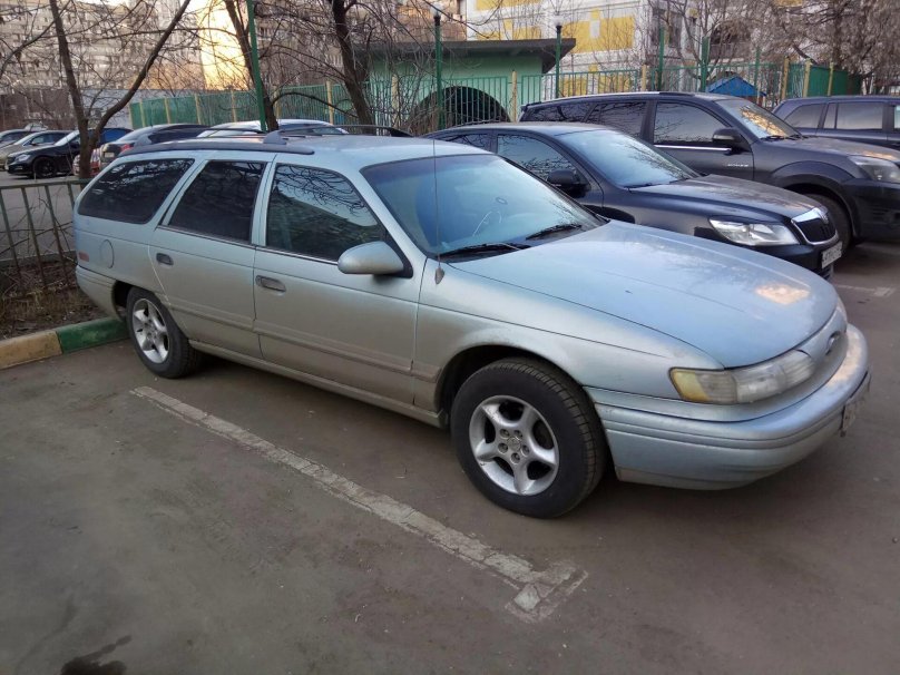 Ford Taurus 1995 универсал