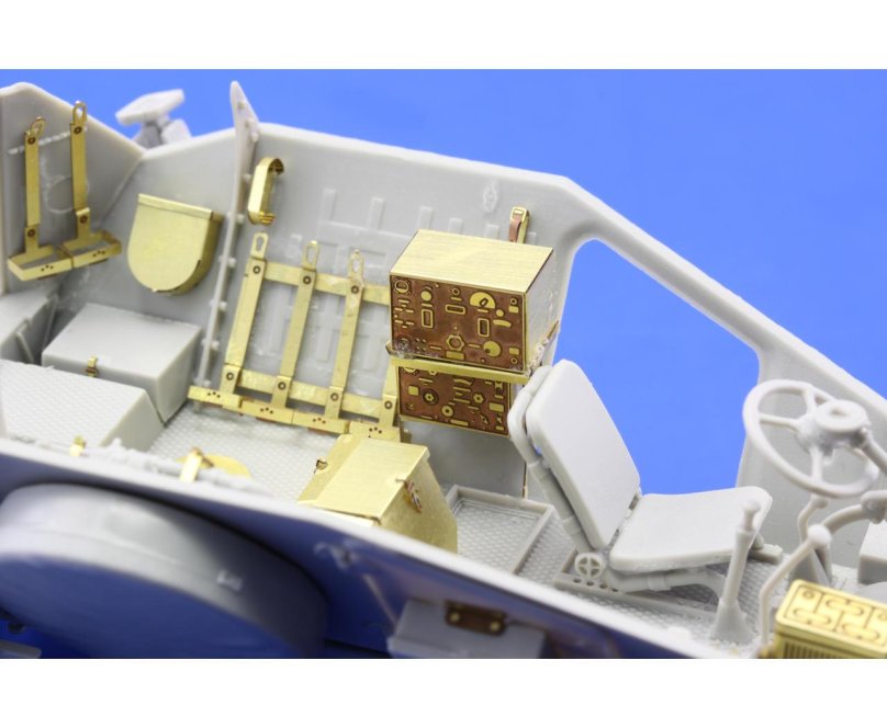 Hobby Boss SD.KFZ.223