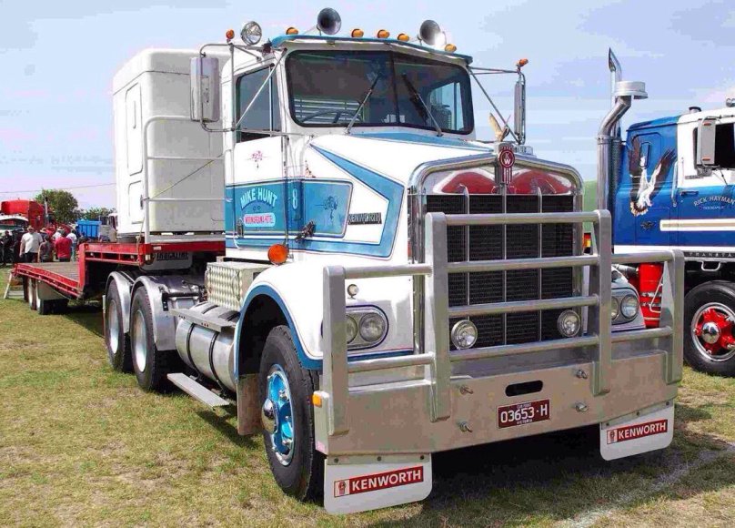 Kenworth w 922