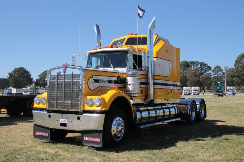 Freightliner Грузовики Kenworth